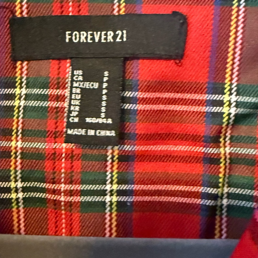 Plaid coated trench coat. - Picture 4 of 7